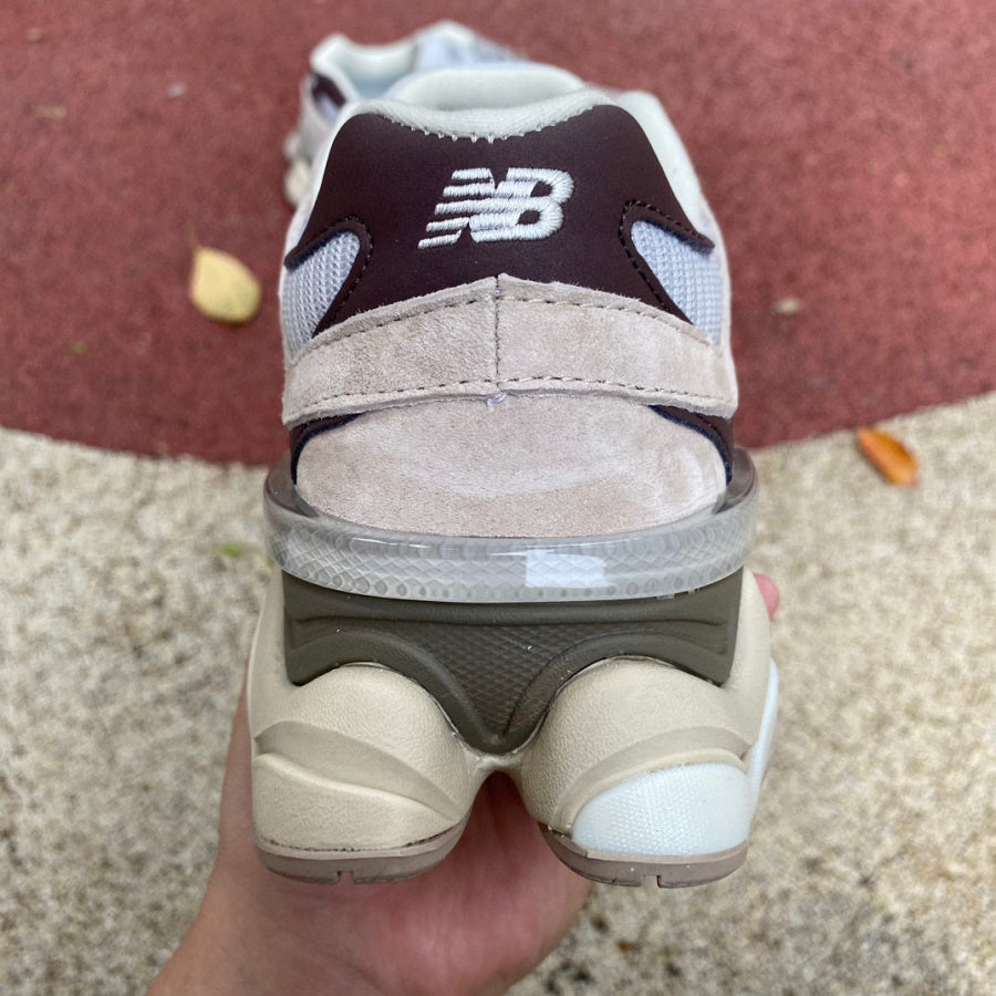 NEW BALANCE  9060