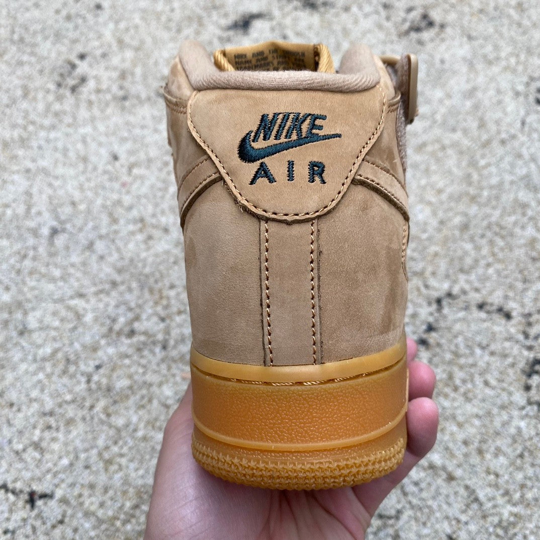 NIKE AIR FORCE - HIGH 07 WB